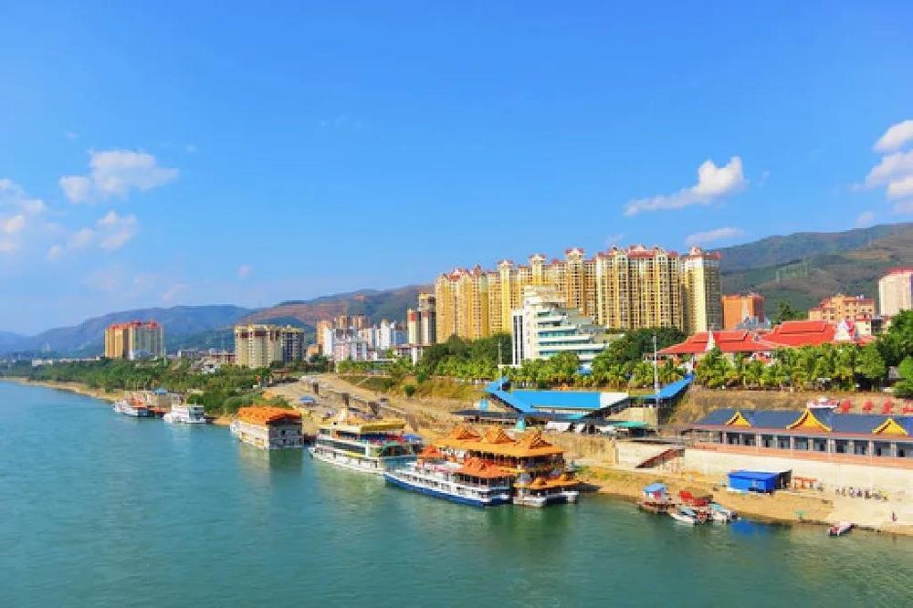 西双版纳构建水陆空铁"四轮驱动"交通网——景洪港