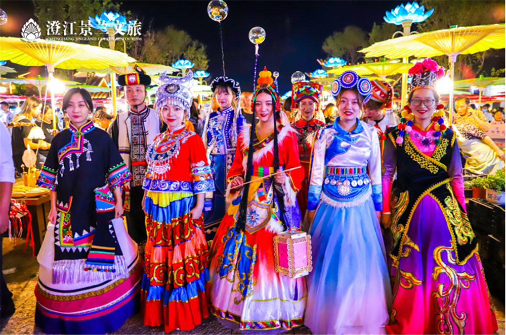 国庆抚仙湖·星光夜市 万人齐欢